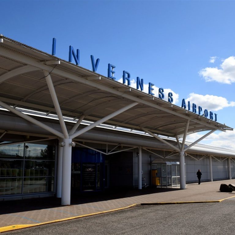 Dingwall Inverness Airport Taxis Inverness Airport Taxis